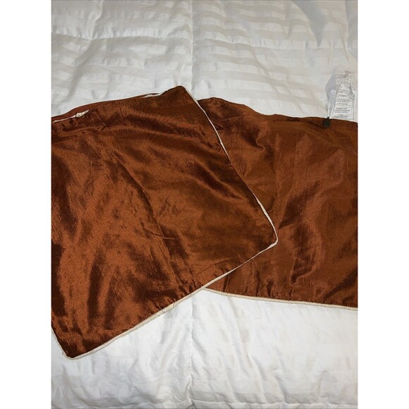 Pier 1 Imports Set Of 2 Embroidered Pillow Covers  18x18 Rust Floral Zipper - Picture 5 of 11
